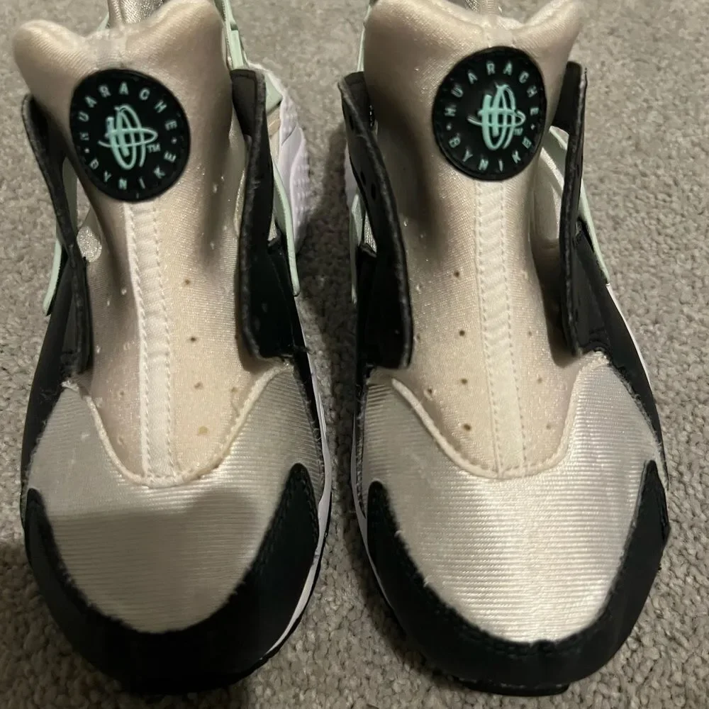Little Kid's Nike Huarache Run White/Mint Foam-Off Noir (704949 116) Sz 1